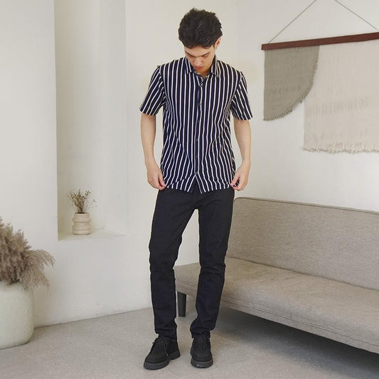 Matsuda Kemeja Pria Stripe Lengan pendek Ojiya Navy White