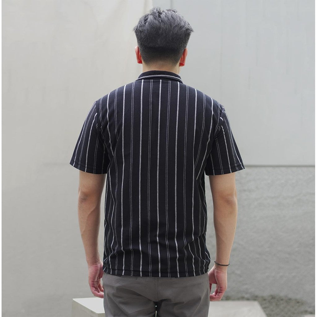 Matsuda Kemeja Pria Stripe Lengan pendek Unzen Black