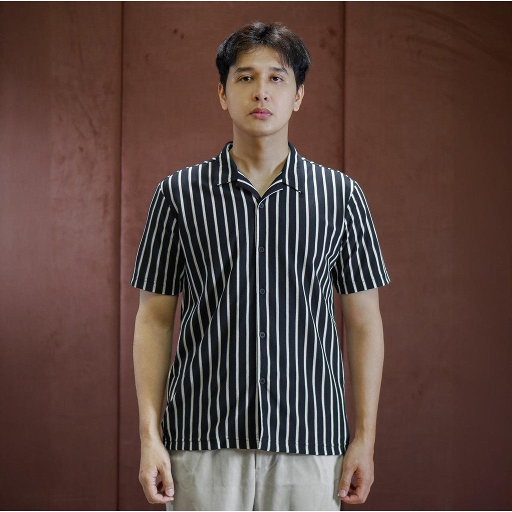 Matsuda Kemeja Pria Stripe Lengan pendek Takasaki Navy White