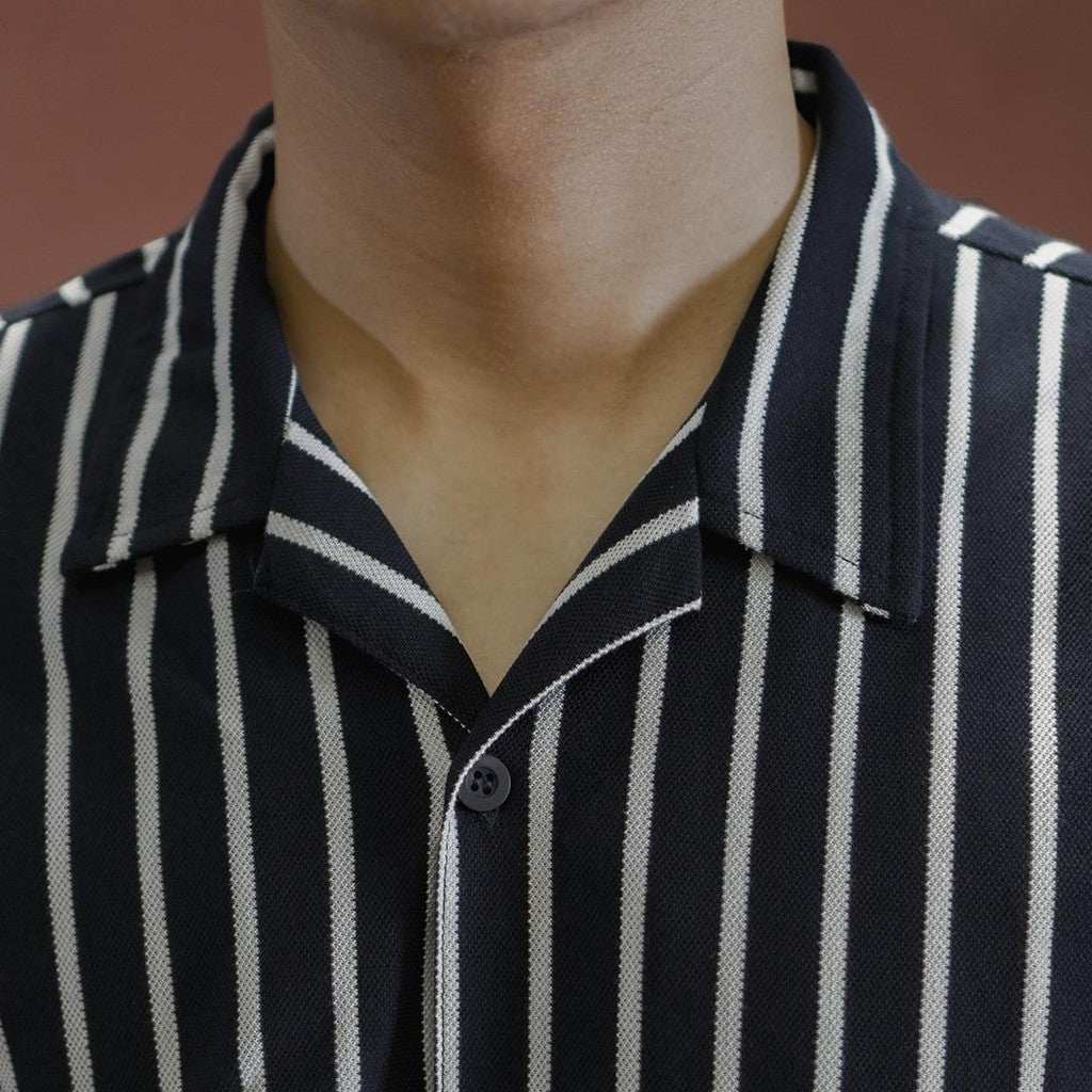 Matsuda Kemeja Pria Stripe Lengan pendek Takasaki Navy White