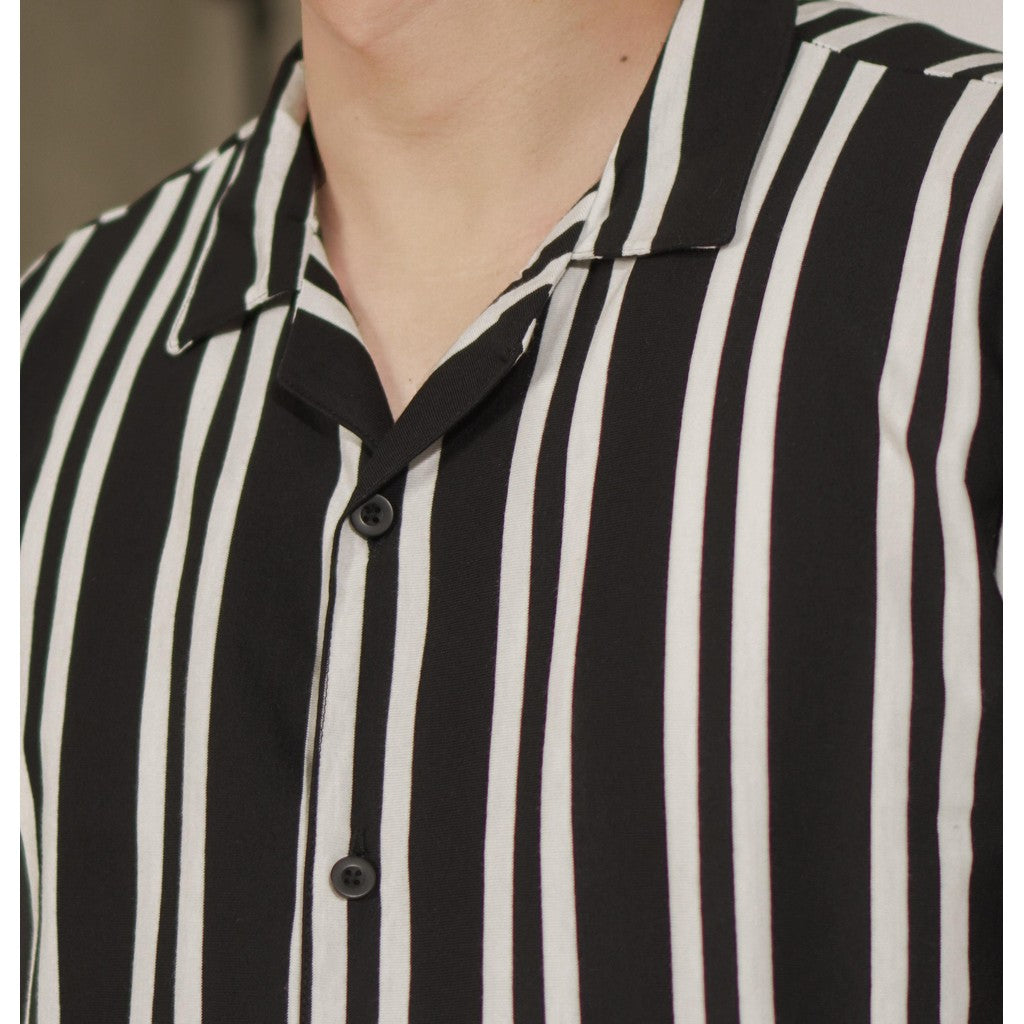 Matsuda Kemeja Pria Stripe Lengan pendek Toride Black-White