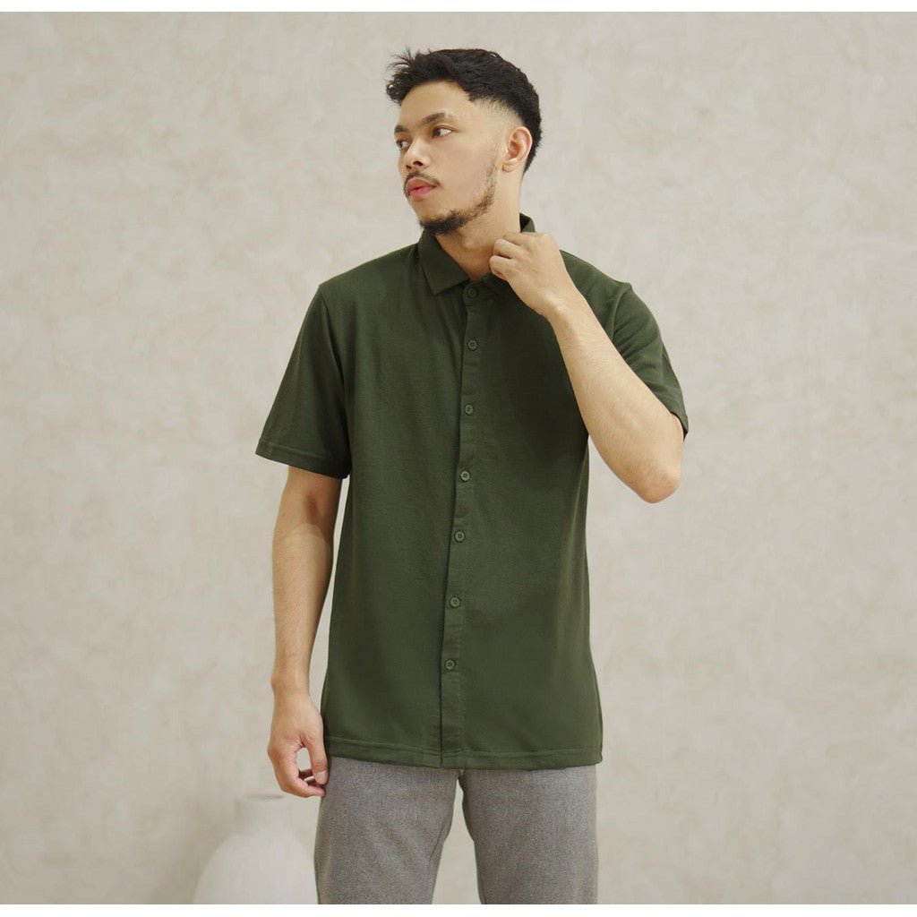 Matsuda Kemeja Pria Polos Lengan pendek Pique Kasual Shiroi Olive